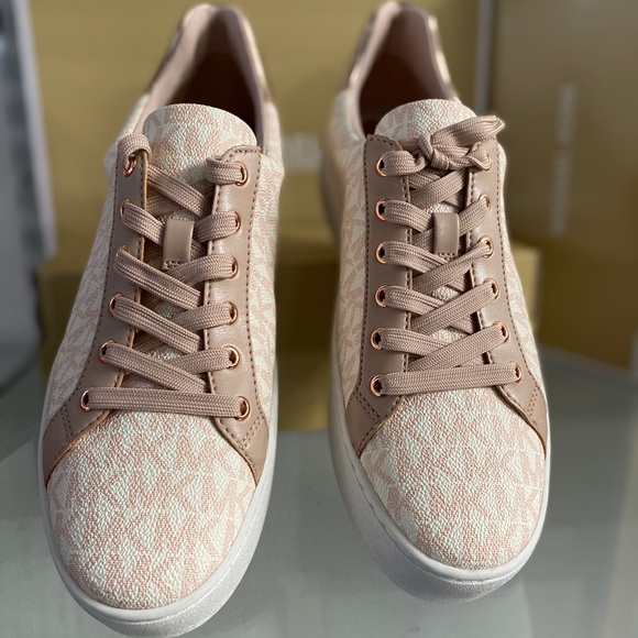 mk shoe